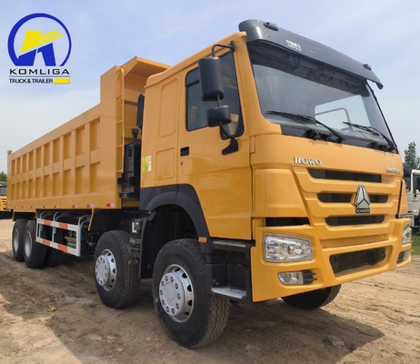 Demande personnalisée 12 roues Sinotruk HOWO 8X4 camion à décharger camion à décharger est la réponse