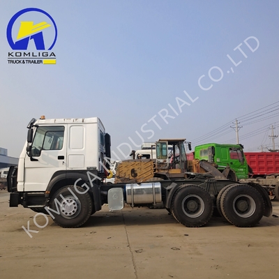 Camion à tête de tracteur Sinotruk HOWO 6X4 d'occasion avec une capacité de chargement de 40-60 tonnes