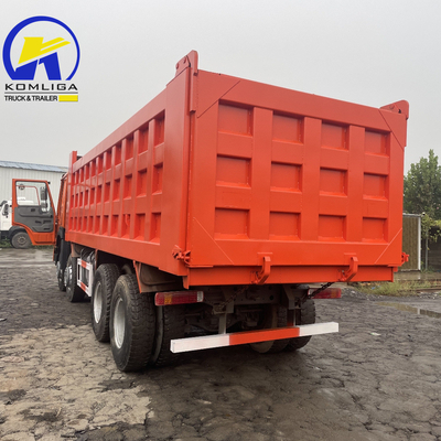 351-450 ch Sinotruk HOWO 8X4 camion à bascule avec 50 tonnes de capacité de charge
