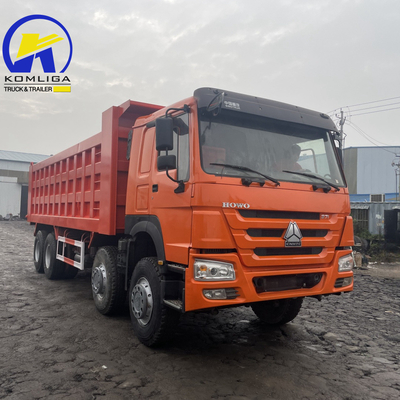 351-450 ch Sinotruk HOWO 8X4 camion à bascule avec 50 tonnes de capacité de charge