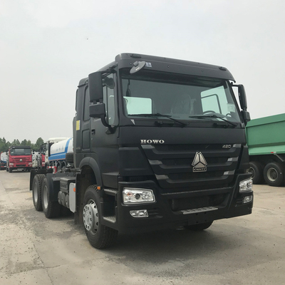 Sinotruk HOWO 6*4 420HP Tête de remorque Camion tracteur Camion tracteur avec 6800*2500*3200mm Taille