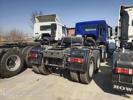 Sinotruk HOWO 6*4 420HP Tête de remorque Camion tracteur Camion tracteur avec 6800*2500*3200mm Taille