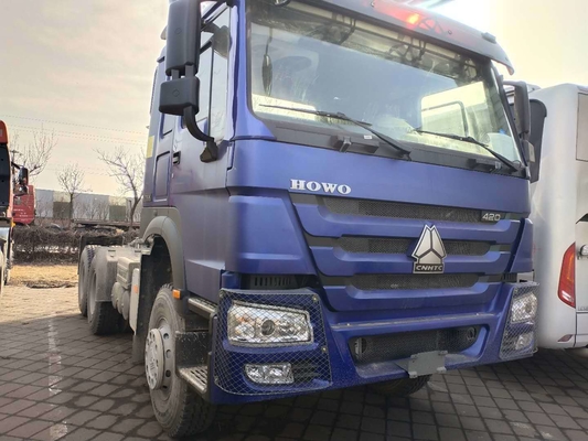 Sinotruk HOWO 6*4 420HP Tête de remorque Camion tracteur Camion tracteur avec 6800*2500*3200mm Taille