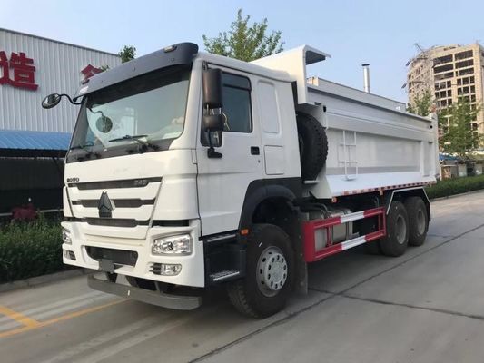 Le 6X4 Sinotruk HOWO 371HP/400HP est un camion-déchargeur avec système de direction Zf8118.