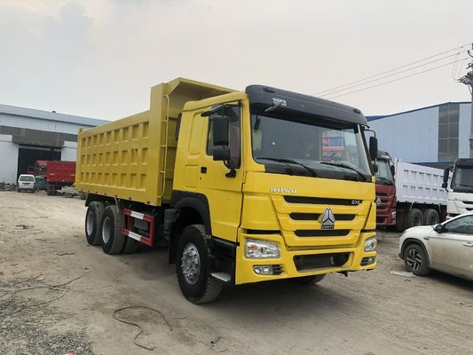 Sinitruk HOWO 6X4 10 roues usées camionneur de 30 t Zz3257n3847A avec réservoir de carburant de 300 L