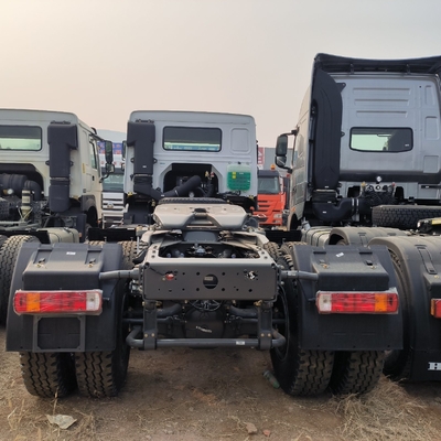 Sinotruk HOWO 6X4 à main de remorque lourde