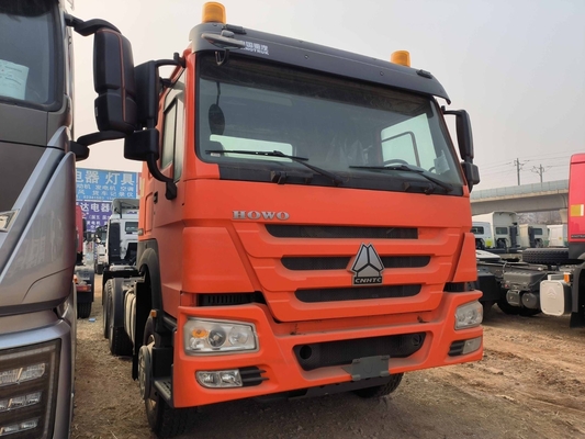 Capacité de charge élevée 21-30t Sinotruk HOWO Tracteur camion à basculeur D12.42-20 Moteur 6X4
