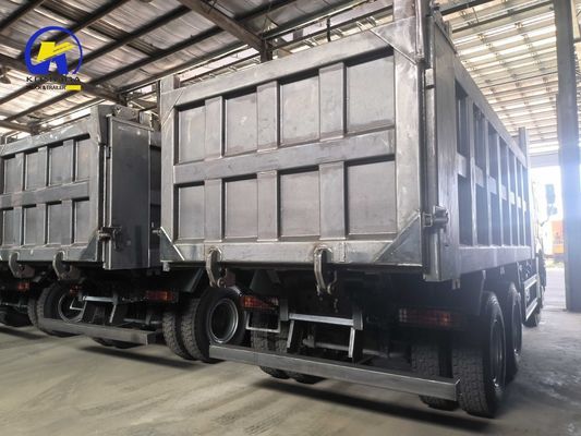 Capacité de charge de 21 à 30 tonnes 8500*2500*3400 mm Sinotruk HOWO 6X4