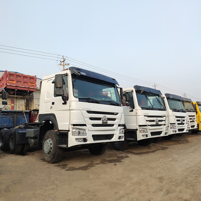 Sinotruk HOWO 10 roues lourdes 6*4 tête de remorque tracteur pour le transport