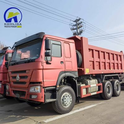 HOWO Heavy Duty 10 roues 6X4 camions-déchargeurs camions-déchargeurs avec un couchage et un climatiseur