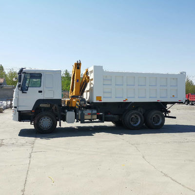 25-30 tonnes Capacité Sinotruk HOWO 6X4 6X6 Camion à ordures avec support de pièces détachées techniques