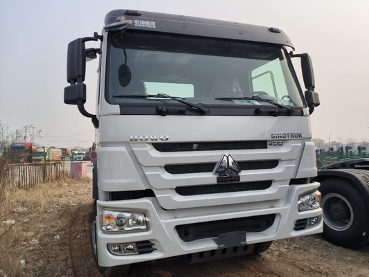 Capacité de chargement de 40 à 60 tonnes HOWO Tête de remorque camions 6x4 diesel remorque camion tracteur d'occasion