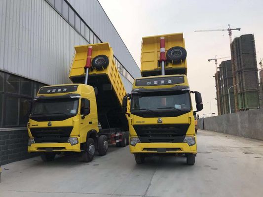 Sinotruk HOWO 8X4 12 roues camion à bascule avec 300L carburant réservoir capacité de charge 21-30t