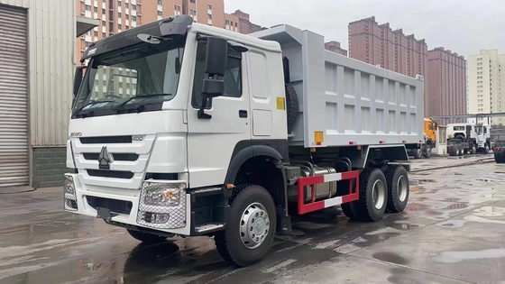 Conception de pneus radiaux Sinotruk HOWO 375HP 380HP 400 HP 6X4 camion à bascule pour lourdes charges