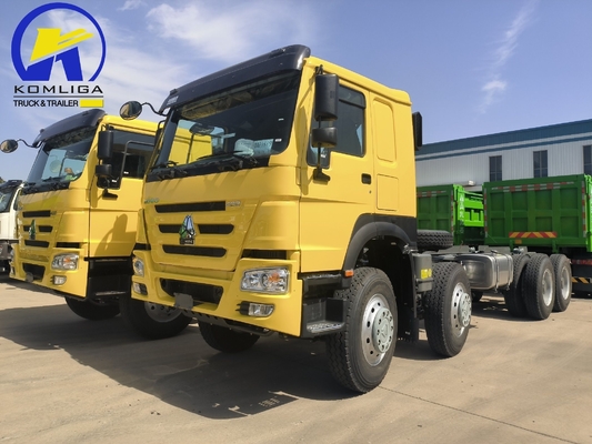 Sinotruk HOWO T7 8X4 400 chevaux Tracteur à remorque lourde avec 5600X2300X1500 seau