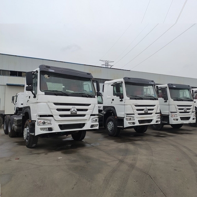 Sinotruk HOWO 6X4 10 roues Tête de chariot à roues usées Chariot à tracteur blanc