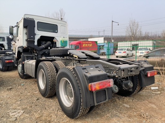 Certifié DOT HW76 Cab 6X4 10 roues HOWO Tracteur pour applications lourdes