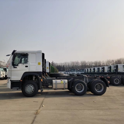Certifié DOT HW76 Cab 6X4 10 roues HOWO Tracteur pour applications lourdes