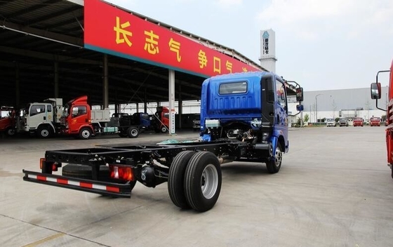 Mini-camion diesel 4X4 à roues légères de 6 roues de capacité de moteur 4-6L pour le style de conduite LHD/RHD
