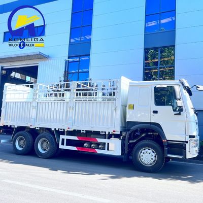 Personnalisation 6×4 roue motrice Cargo Truck Box pour le transport de la demande