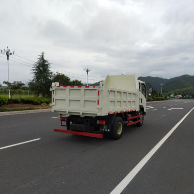 Sinotruk HOWO Homan 4X2 Petit camion mini à 6 roues avec pneus sans tube en rouge