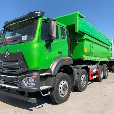 Le Wd615.47.D12.42 Moteur HOWO 8X4 30-50t 12 roues Camion de décharge pour l'exploitation minière africaine