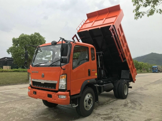 Sinotruk 4X2 12 tonnes 12 mètres cubes camion de décharge avec une capacité de moteur de 4-6L Euro II