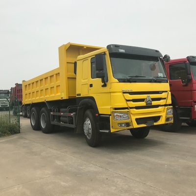 Camion-citerne à essence de 300 L Sinotruk 6X4 371 HP Camion-citerne à décharge d'occasion pour ≤5 places