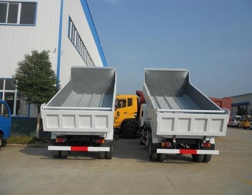1 à 10 tonnes de poids de chargement Sinotruk HOWO 5t 4X2
