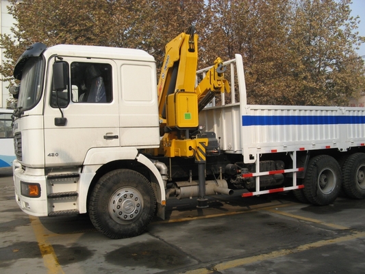 Camion à grue Shacman pour le levage lourd et la construction