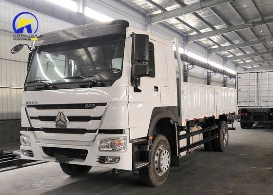 Sinotruk 4X2 4X4 6 roues 280 chevaux camion léger/camion cargo avec carrosserie 4200X2050X2000