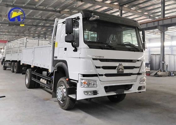 Sinotruk 4X2 4X4 6 roues 280 chevaux camion léger/camion cargo avec carrosserie 4200X2050X2000