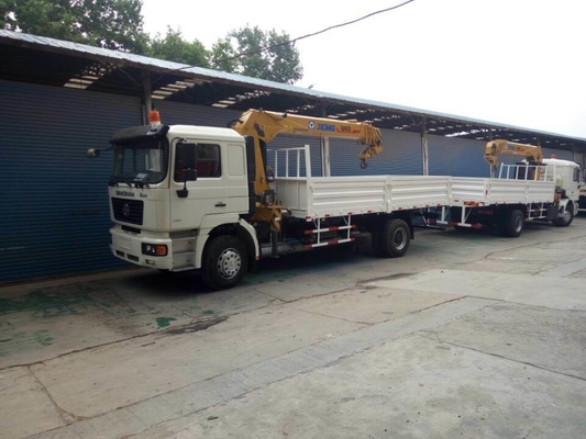 Camion à grue Shacman 4X2 d'occasion avec élévation hydraulique de l'essieu avant Hf9 et du bascule ventral