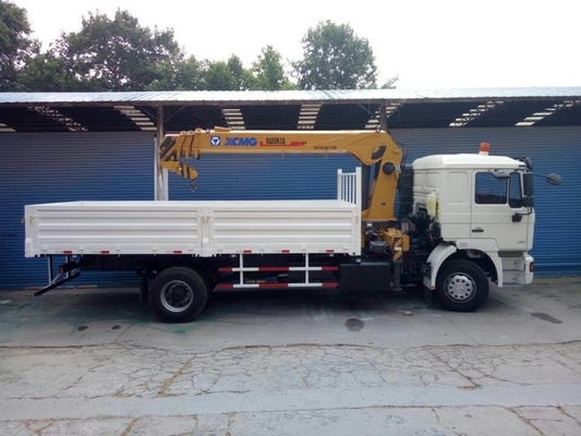 Camion à grue Shacman 4X2 d'occasion avec élévation hydraulique de l'essieu avant Hf9 et du bascule ventral