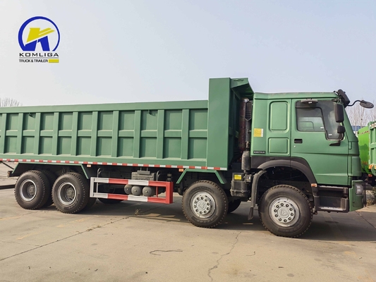 8X4 12 roues 60 tonnes Sinotruck dépoussiéreur à bascule 371HP HOWO