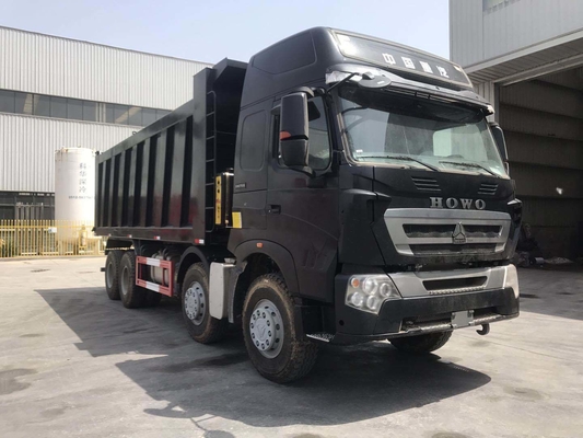 Sinotruk 8X4 12 roues 50 tonnes HOWO déchargeuse à bascule avec élévation hydraulique avant