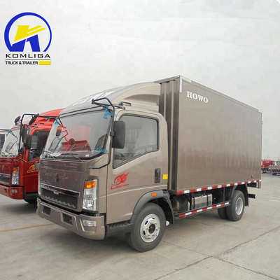Sinotruk HOWO 4X2 camion-cargo avec transmission manuelle et capacité de réservoir de carburant de 120 litres