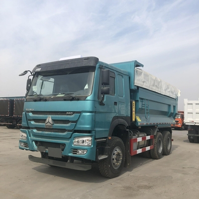 Camion chinois d'occasion certifié GCC HOWO 6X4 Camion de décharge avec bâche et pneus 1200r20