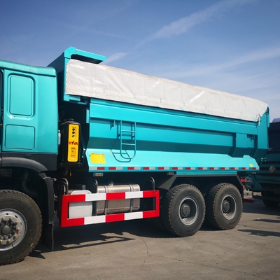 Camion chinois d'occasion certifié GCC HOWO 6X4 Camion de décharge avec bâche et pneus 1200r20