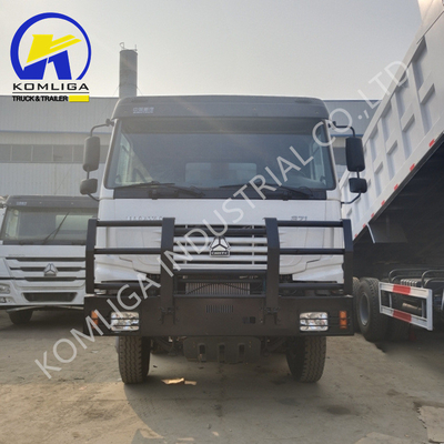Camion Sino 8X4 Camion à bascule 12 roues Camion à décharge avec moteur puissant Wd615.47.D12. Je vous en prie.42