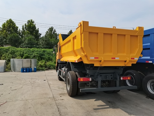 Camion de 2 à 10 tonnes Euro 2 HOWO Camion léger 4X2 avec moteur Yn4102qbzl Modèle