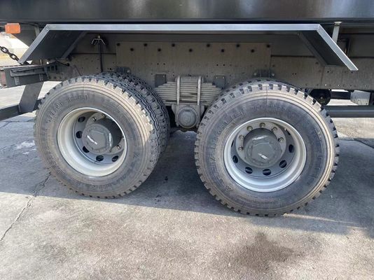 Demande personnalisée Diesel Sinotruk HOWO 10 roues 6*4 à remontage Used Dump Truck personnalisation