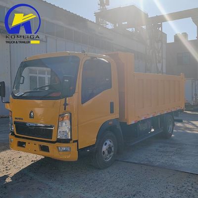 Capacité du réservoir de carburant de 120 litres Diesel 4x2 5 tonnes Sinotruk HOWO Camion Benne