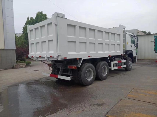Style de levage avant Sinotruk HOWO 10 roues 6X4 camion de déchargement de sable minier