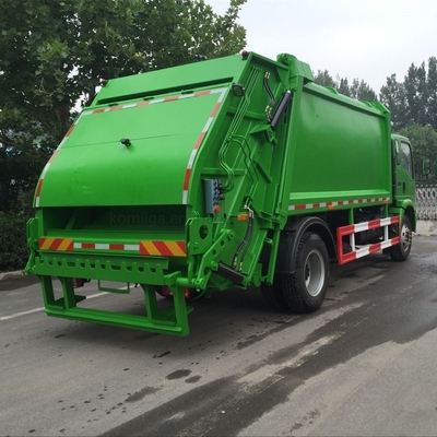 Sinotruk HOWO 4X2 Petit camion de déchets compacteur de 5 tonnes 3 tonnes avec 9726ml de déplacement