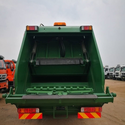 Vendre 3 tonnes Sino HOWO 4X2 prix des camions à ordures avec 1-15m3 de volume et de type de carburant diesel
