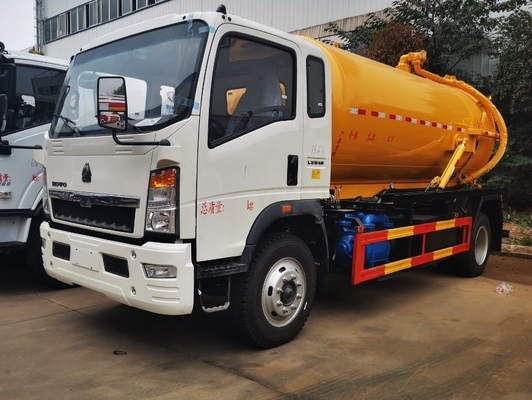 30T charge utile Sinotruk HOWO 4X2 camions d'épuration usés avec support de pièces détachées techniques