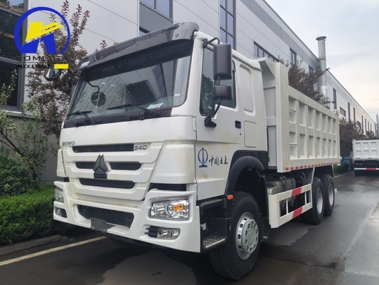 Performance Sinotruck utilisé HOWO camion lourd 10 roues de basculement camion 6X4 camion de décharge