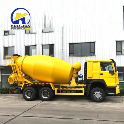 8560X2496X3800mm Utilisé HOWO 6cbm 8cbm 9cbm Auto-chargement du camion de mélangeur de béton avec pompe