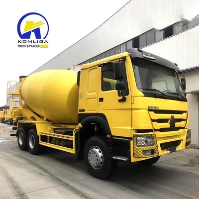 371 chevaux Un camion à roulettes Sinotruck 6X4 Petit camion Mélangeur de béton pour votre transport